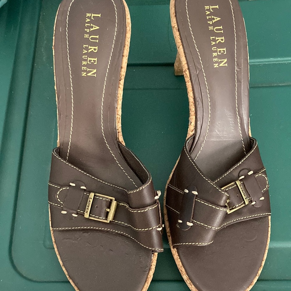 Lauren Ralph Lauren slide size 8 New w/o Tag. Never worn. Return window closed.